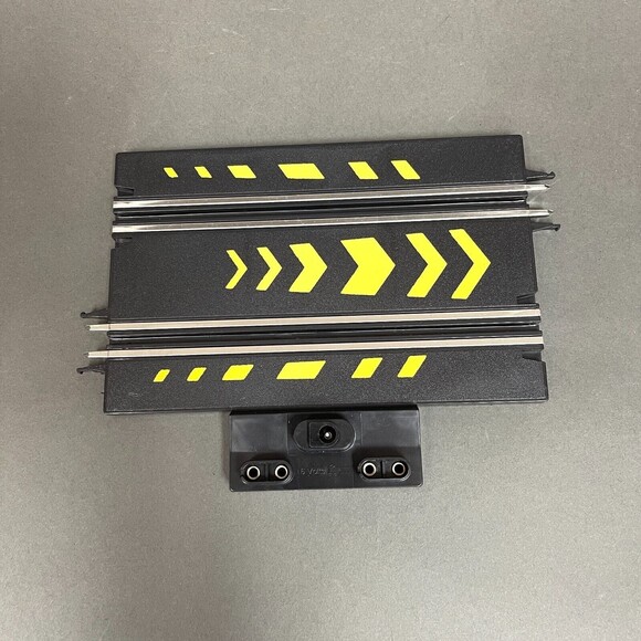 Fast Lane 2015 Toys R Us Car Straight Track Replacement Add-on Part - Picture 1 of 2